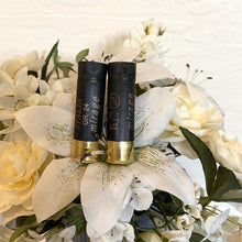 Load image into Gallery viewer, DIY Boutonniere Black Hulls