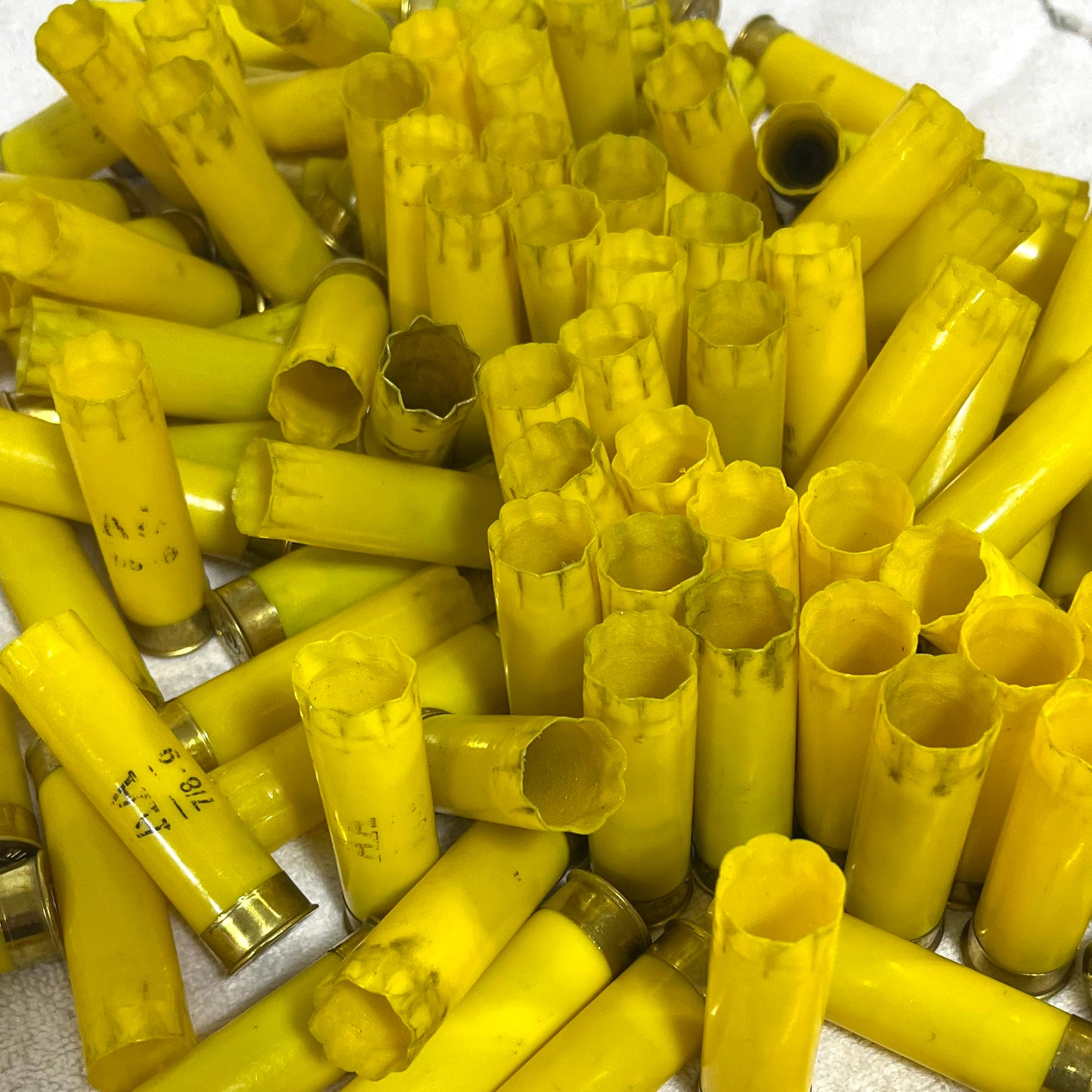 Winchester AA 20 Gauge Yellow Shotgun Shells 20GA Hulls Once Fired Qty 100 Pcs | FREE SHIPPING
