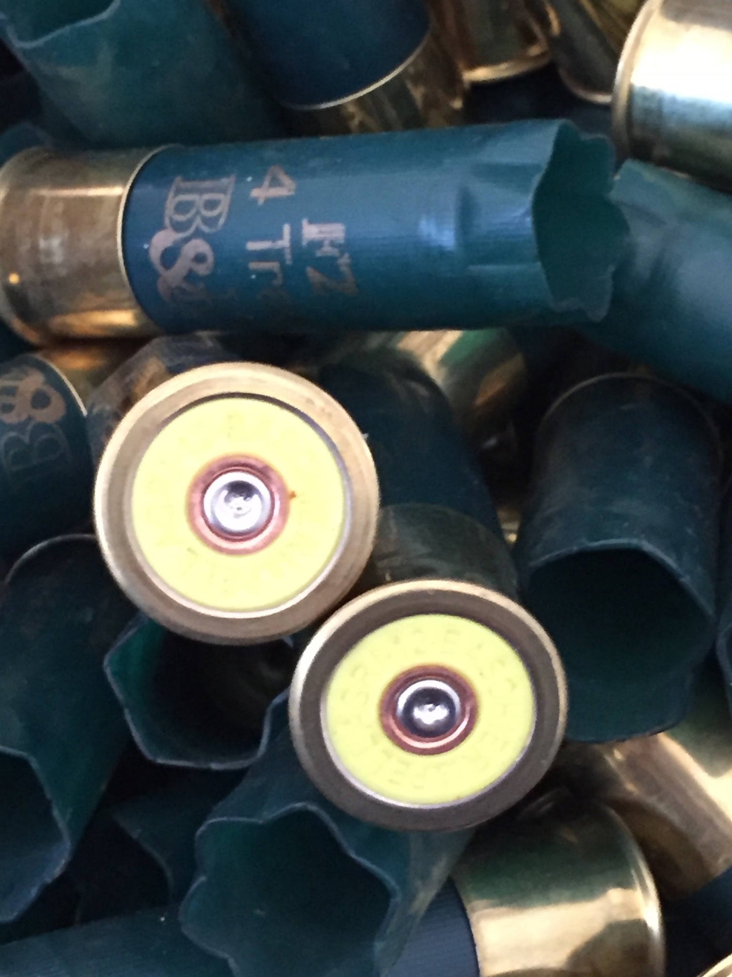 Empty Shotgun Shells Green Hulls Huge Lot 200 PCS 12 Gauge Once Fired Hulls Spent Ammo Shotshells Cartridges DIY Crafts