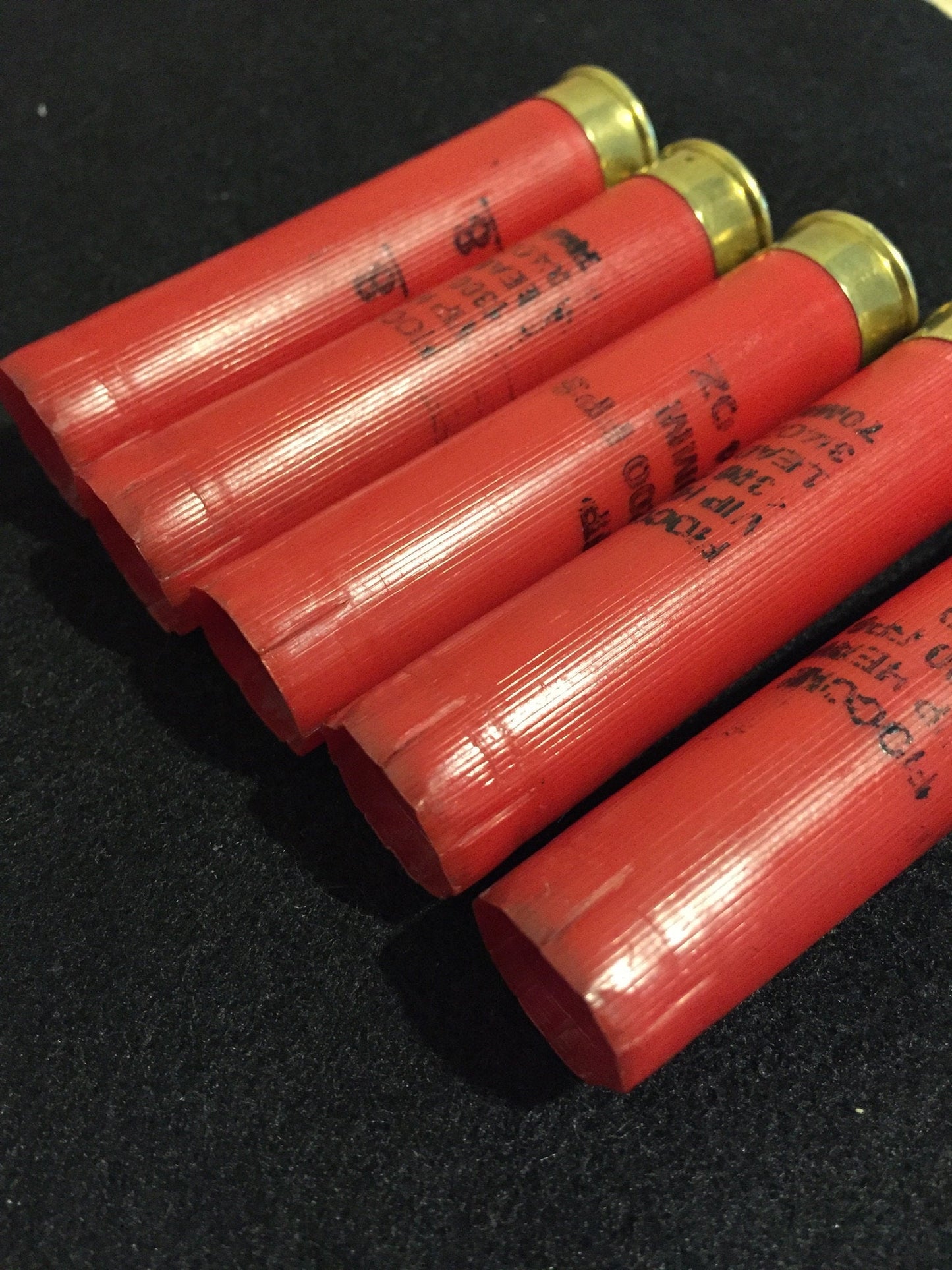 Fiocchi Red Shotgun Shells 28 Gauge Empty Hulls Shotshells 28GA Spent Casings Ammo Crafts Bullet Jewelry 100 Pcs - FREE SHIPPING