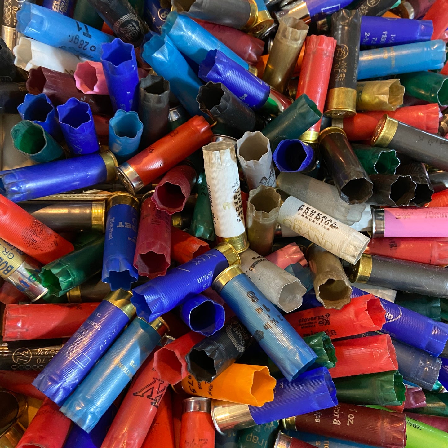 Mixed Color Used Empty Shotgun Shells 12 Gauge Shotshells Spent Hulls Fired 12GA Various Colors Casings Qty 100 | FREE SHIPPING