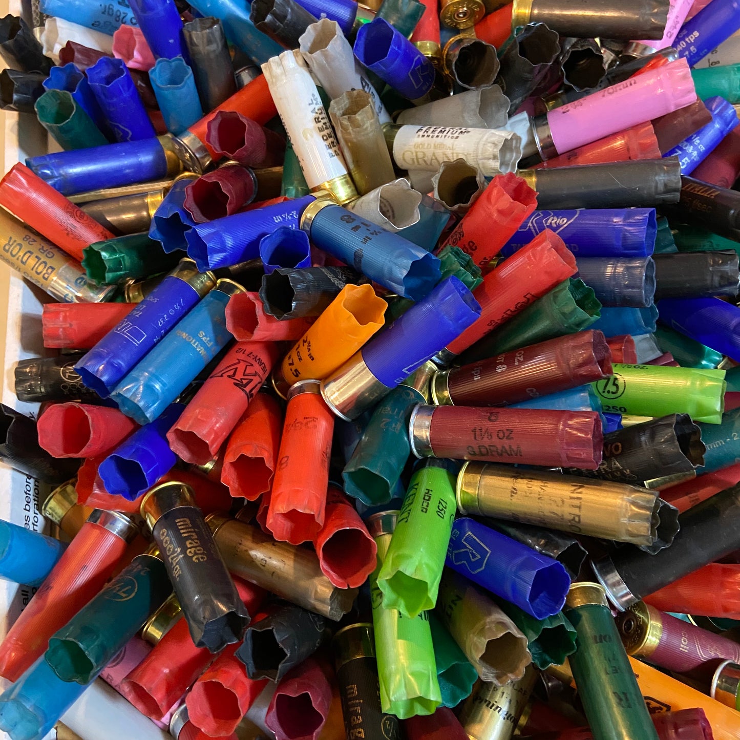 Mixed Color Used Empty Shotgun Shells 12 Gauge Shotshells Spent Hulls Fired 12GA Various Colors Casings Qty 100 | FREE SHIPPING